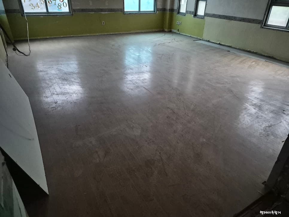 세종 100평 어린이집 바닥 철거 현장 사진 11
