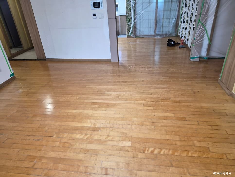 두정동 경남아너스빌 바닥 철거 현장 사진 5