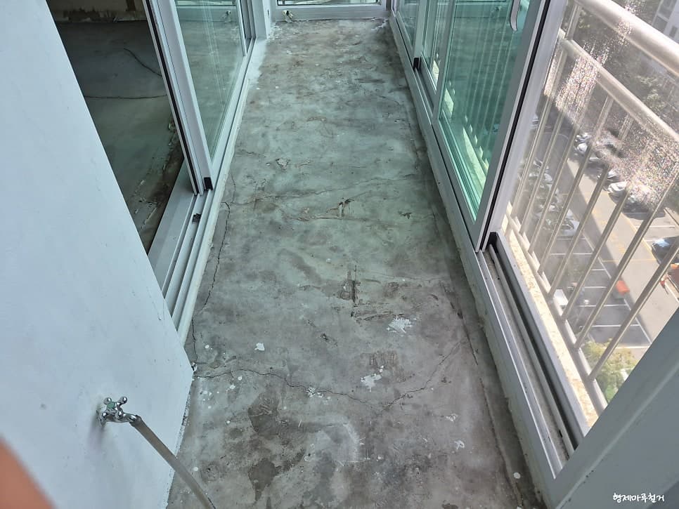 대동 롯데아파트 바닥 철거 현장 사진 13