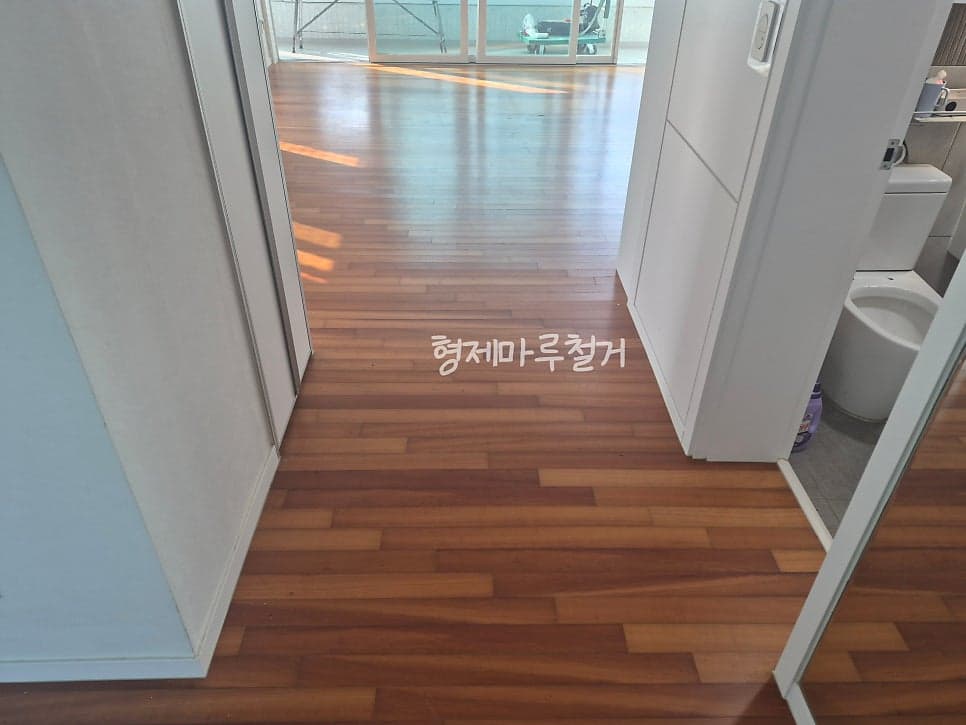관평동 테크노 4단지 바닥 철거 현장 사진 3