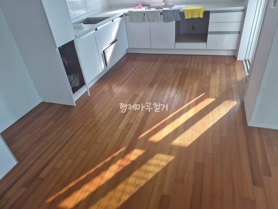 관평동 테크노 4단지 바닥 철거 현장 사진 7
