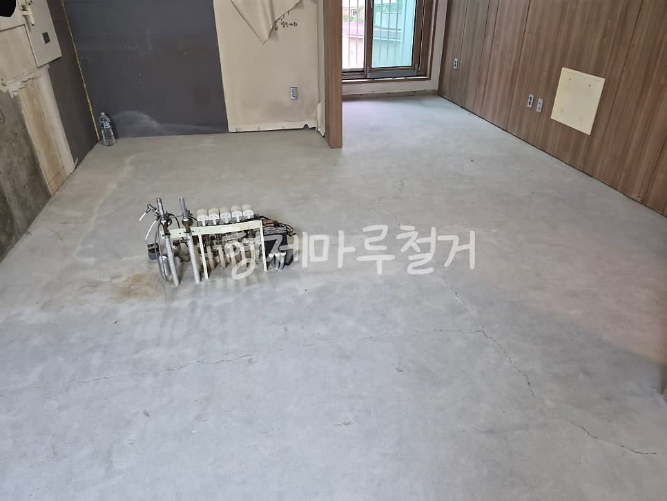도안6단지 센트럴시티 바닥 철거 현장 사진 4