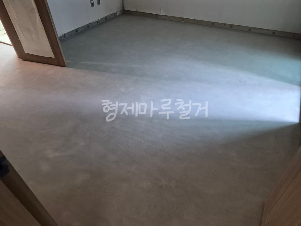 도안6단지 센트럴시티 바닥 철거 현장 사진 8