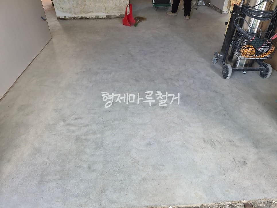 문화동 삼성푸른아파트 바닥 철거 현장 사진 4