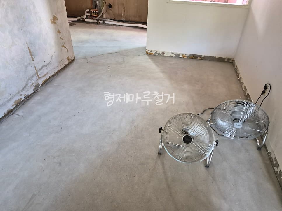 문화동 삼성푸른아파트 바닥 철거 현장 사진 6