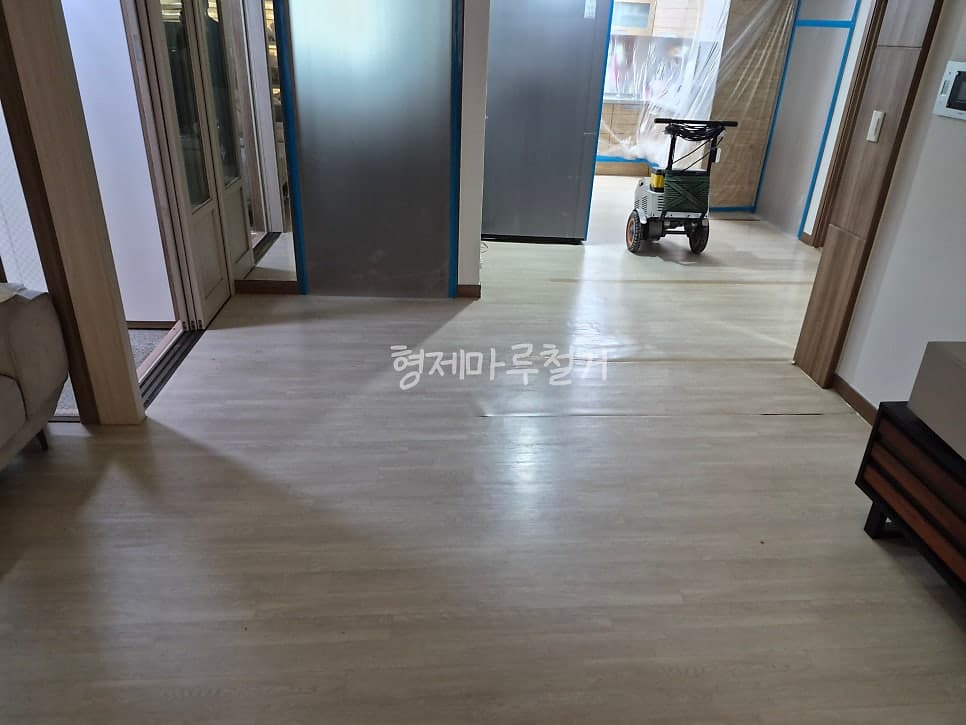 내동 제이파크 2단지 바닥 철거 현장 사진 3