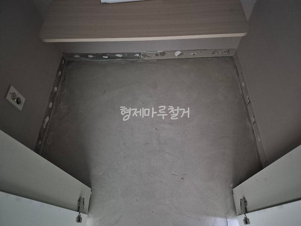 오류동 우방아이유쉘 스카이팰리스 바닥 철거 현장 사진 10