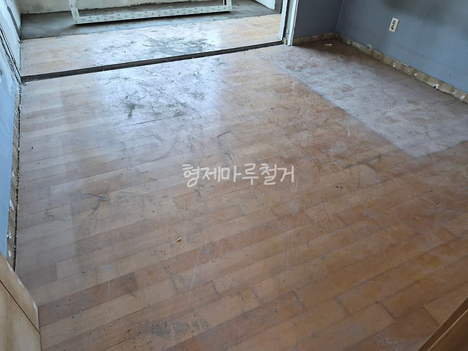 관평동 테크노 6단지 바닥 철거 현장 사진 13